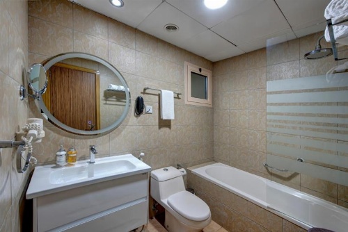 Al Barsha Hotel Apartments image 1