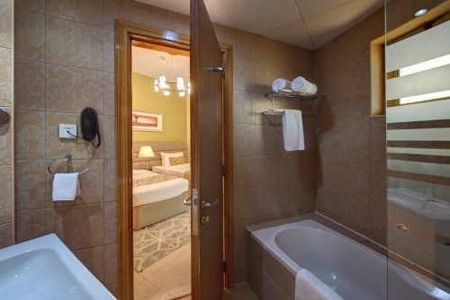 Al Barsha Hotel Apartments image 3